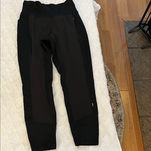 REI Co-Op Like New Black Hiking Pants - Picture 1 of 7